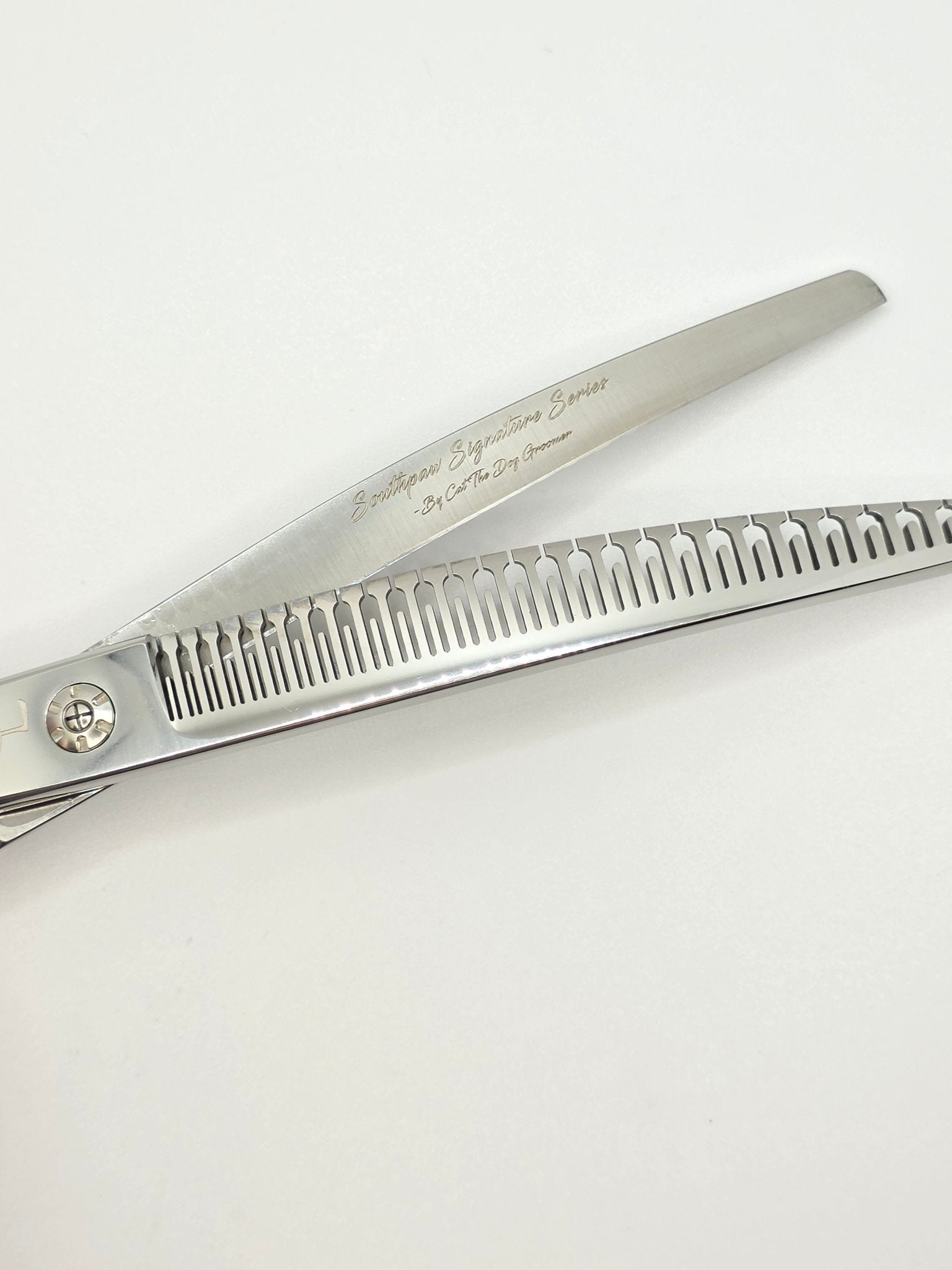 Reiki Shears - Southpaw Curved Chunker - Cat The Dog Groomer Signature Collection - Reiki Shears