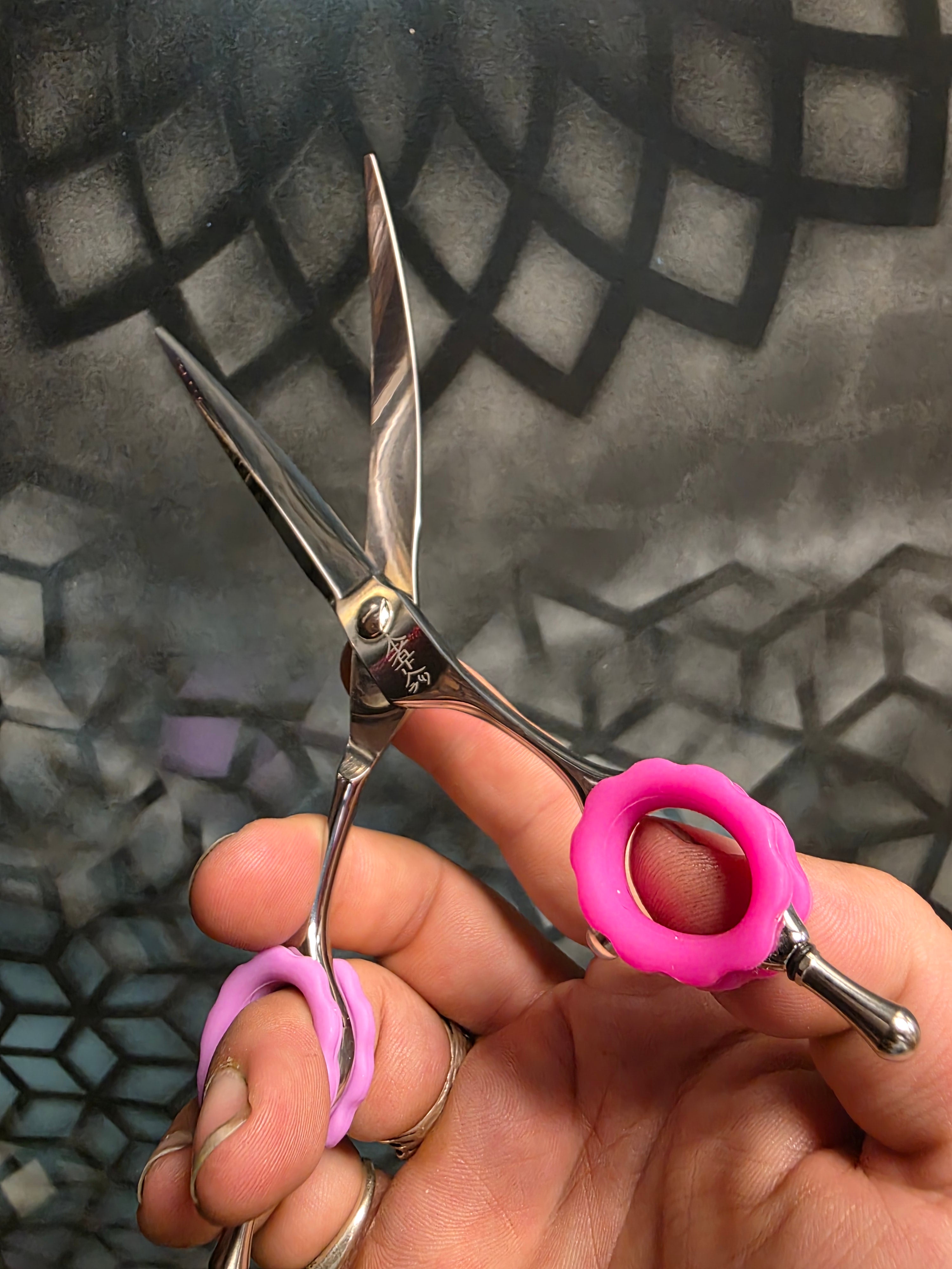 Reiki Shears 7.5 Curved Axis