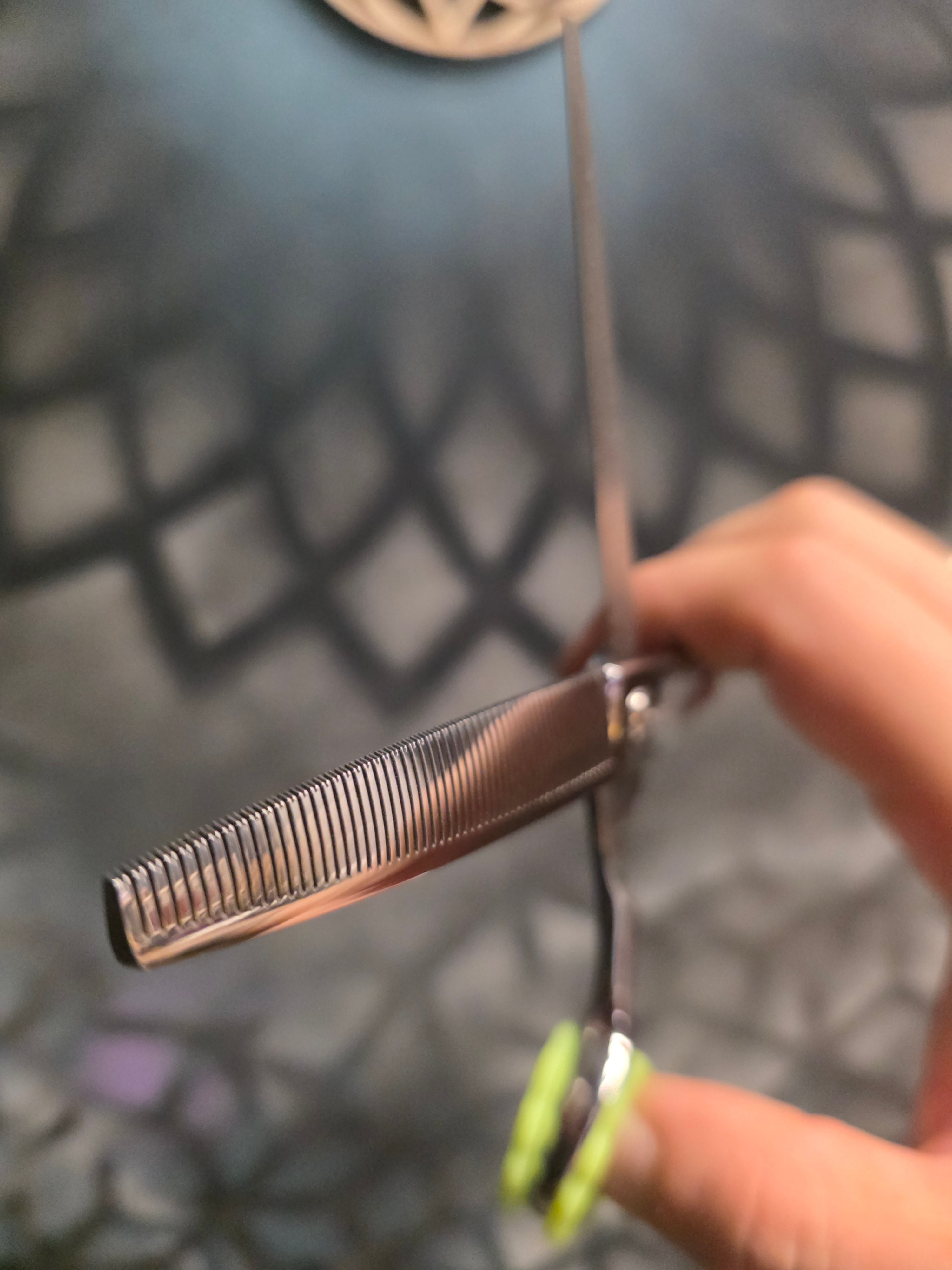 Reiki Shears - Fity Tooff the 50 Tooth Thinner