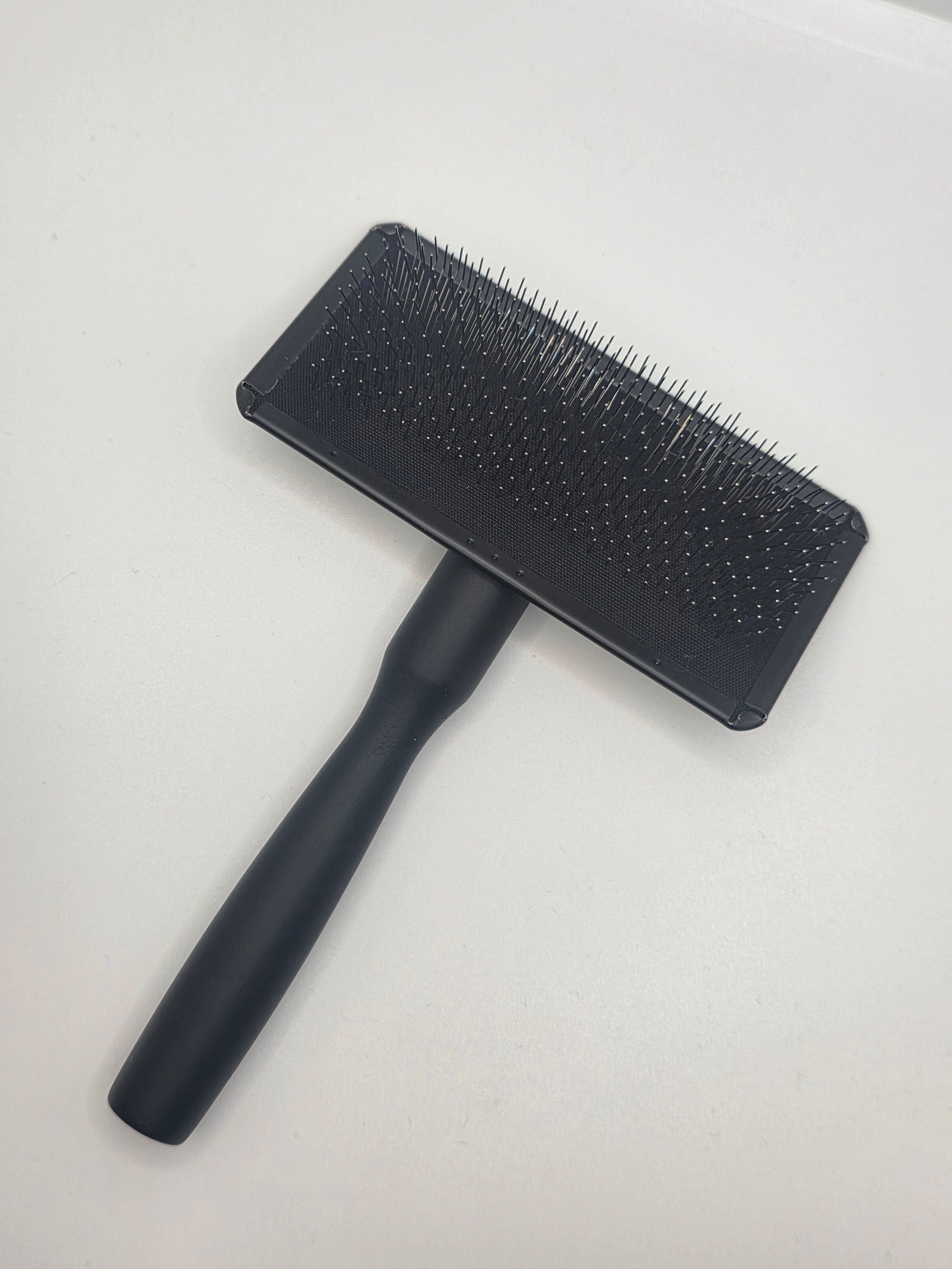 Reiki Shears - Raven Slicker Brush